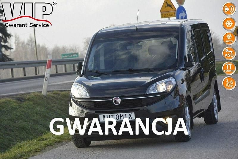 Czerwony Używany 2017 Fiat Doblò Minivan | 38 300 zł (Super Cena) - Obraz 1/4
