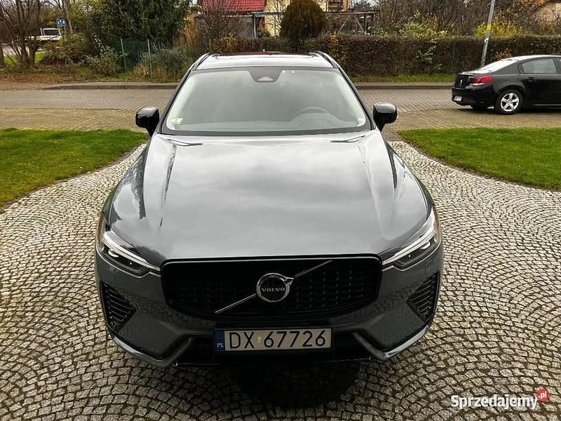 Używany 2024 Volvo XC60 R-Design SUV | 189 999 zł (Dobra cena) - Obraz 1/4