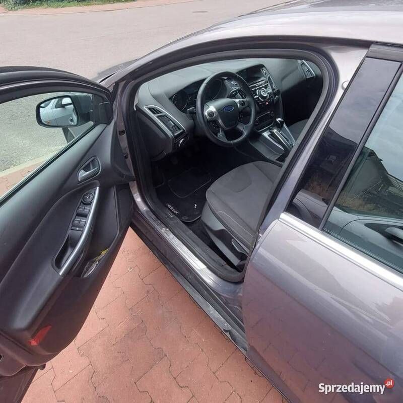 Używany Ford Focus 2011 Szary Kombi