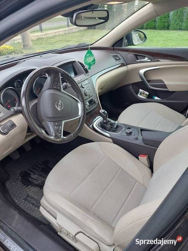 Używany Opel Insignia 2011