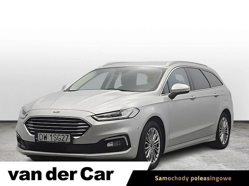Srebrny (metalik) Używany 2022 Ford Mondeo Kombi | 74 900 zł (Uczciwa cena) - Obraz 1/4
