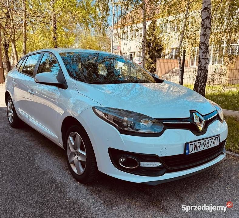 Biały Używany 2016 Renault Mégane III Sedan/Limuzyna | 19 900 zł - Obraz 1/4