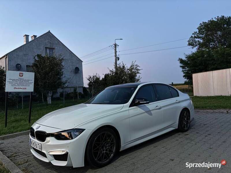 Biały Używany 2013 BMW 335 Sedan/Limuzyna | 90 000 zł - Obraz 1/4