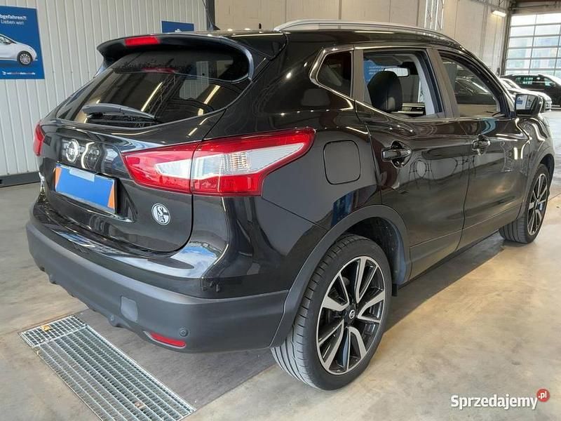 Brązowy Używany 2017 Nissan Qashqai Tekna SUV | 59 999 zł (Uczciwa cena) - Obraz 1/4