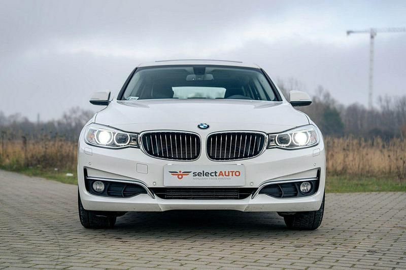 Używany BMW 318 Gran Turismo Luxury Line 2015 Biały Hatchback
