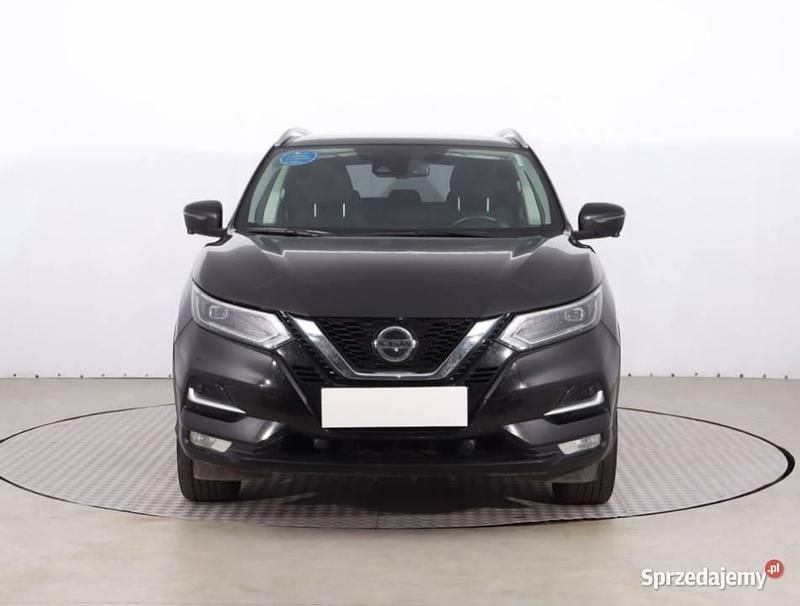 Czarny Używany 2018 Nissan Qashqai SUV | 61 499 zł (Dobra cena) - Obraz 1/4