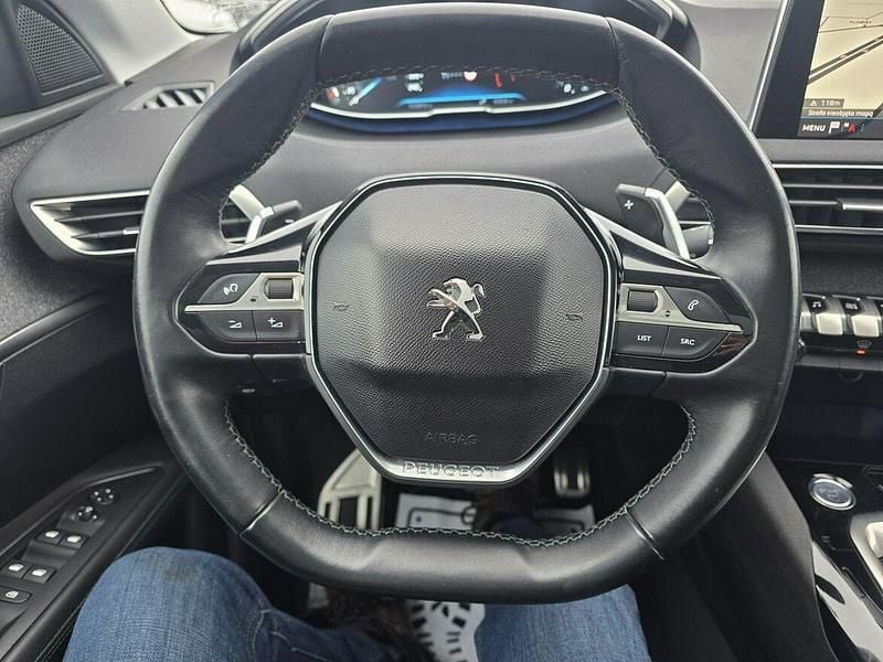 Używany Peugeot 3008 Crossway 130 KM (95 kW) 2017 Czarny (metalik) SUV