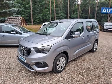 Szary Używany 2019 Opel Combo Minivan | 49 900 zł (Uczciwa cena) - Obraz 1/4