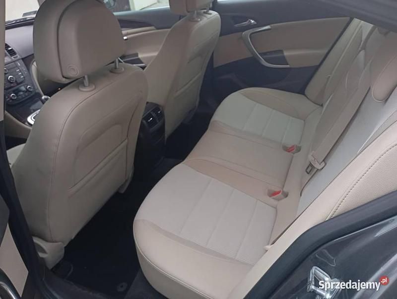 Używany Opel Insignia 2010