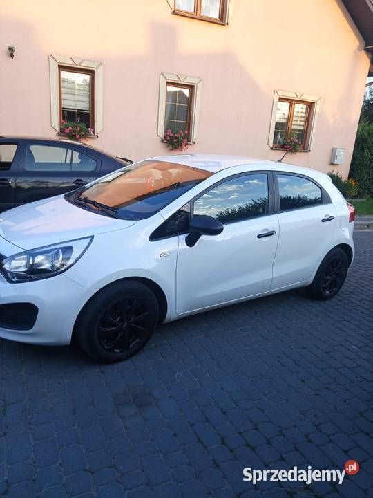 Używany Kia Rio 75 KM (55 kW) 2012