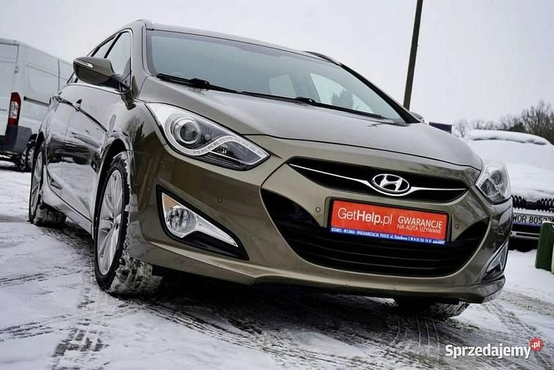 Używany Hyundai i40 136 KM (100 kW) 2013 Brązowy Kombi