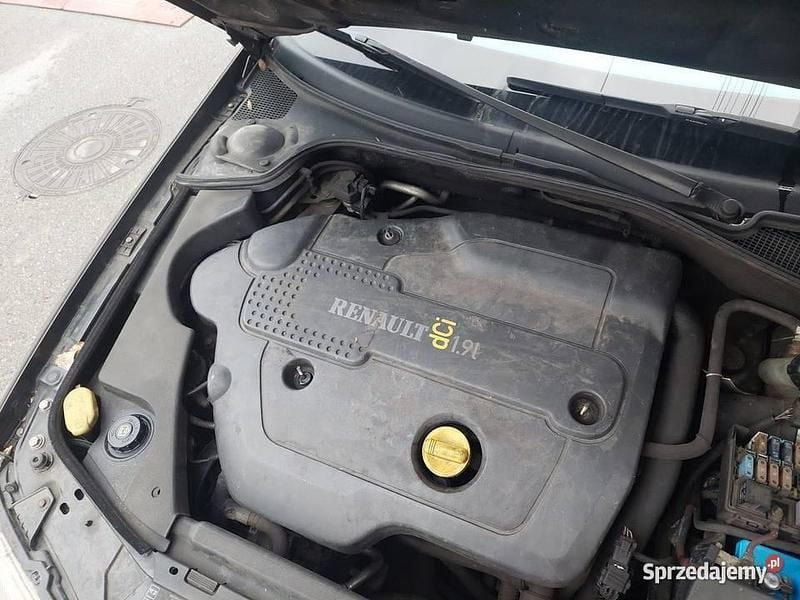 Czarny Używany 2004 Renault Laguna II Hatchback | 5400 zł (Uczciwa cena) - Obraz 1/4