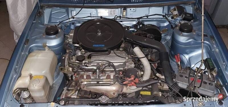Używany Mazda 626 1986 Niebieski Sedan/Limuzyna
