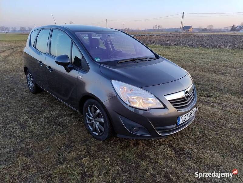 Niebieski Używany 2012 Opel Meriva Minivan | 14 000 zł (Uczciwa cena) - Obraz 1/4