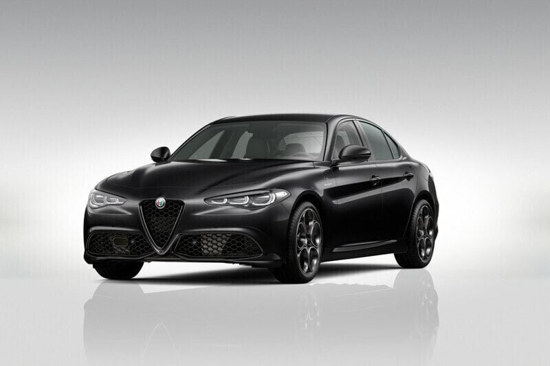 Lakier metalizowany czarny volcano black Nowe 2025 Alfa Romeo Giulia Veloce Sedan/Limuzyna | 211 700 zł (Dobra cena) - Obraz 1/3