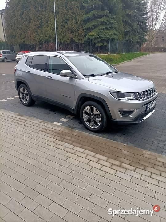 Używany Jeep Compass Limited 2019 Grafitowy SUV