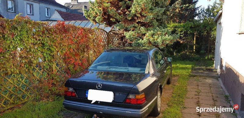 Czarny Używany 1989 Mercedes 230 Coupe | 20 500 zł - Obraz 1/4