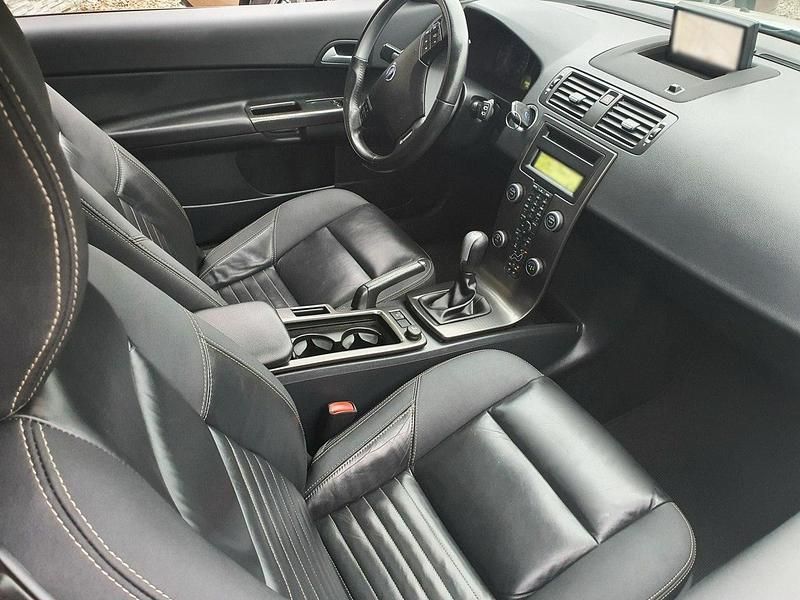 Używany Volvo C30 R-Design 150 KM (110 kW) 2013 Biały Hatchback