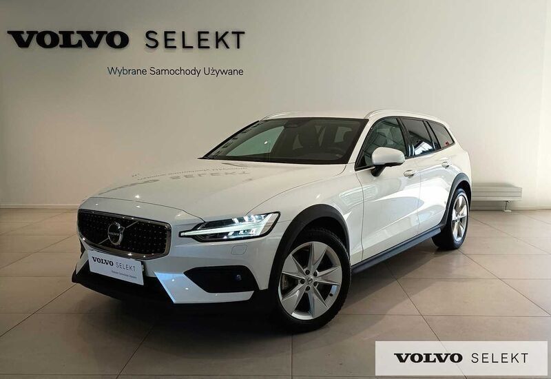 Biały Używany 2024 Volvo V60 CC Kombi | 214 900 zł (Dobra cena) - Obraz 1/3