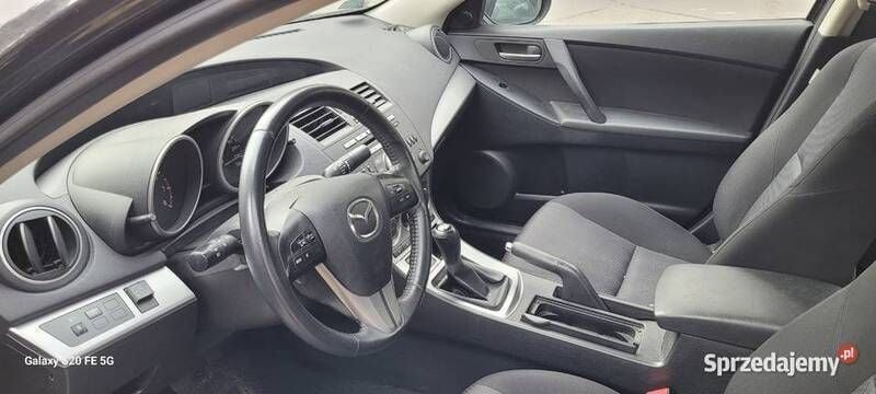 Używany Mazda 3 2009 Czarny Sedan/Limuzyna