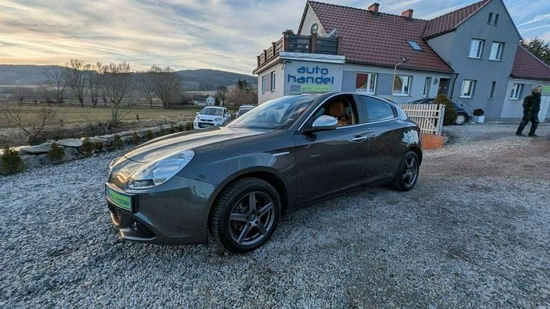Używany Alfa Romeo Giulietta 2012 Czarny Hatchback