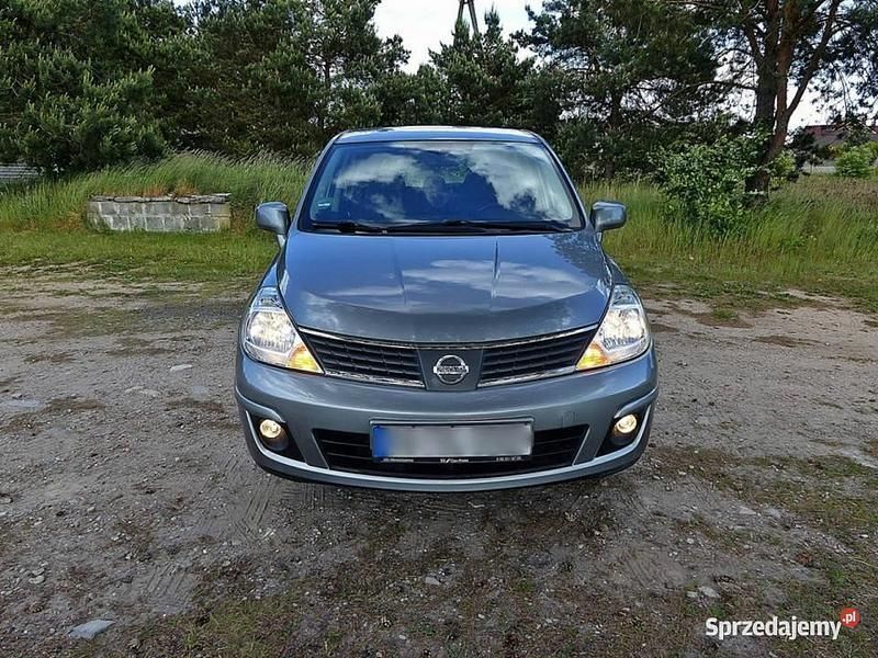 Szary Używany 2010 Nissan Tiida Tekna Hatchback | 11 990 zł - Obraz 1/4
