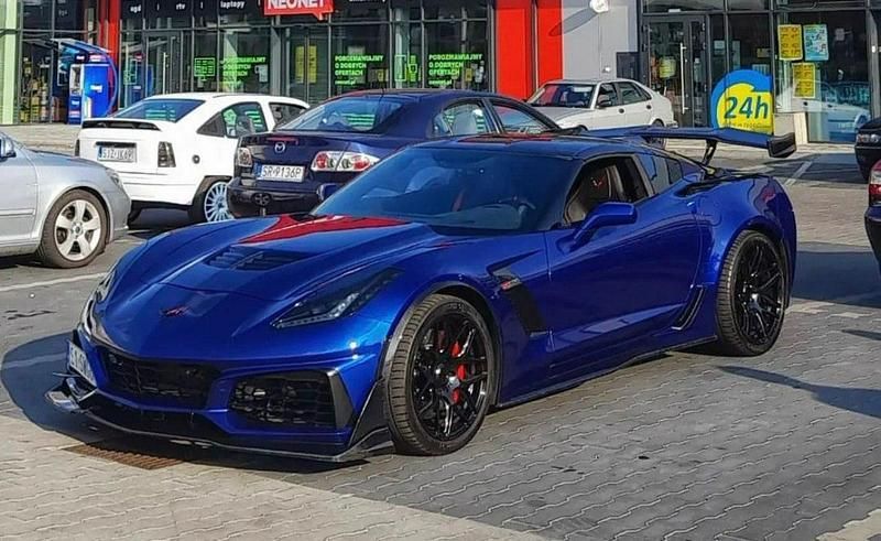 Niebieski (metalik) Używany 2017 Chevrolet Corvette Coupe | 429 777 zł - Obraz 1/4