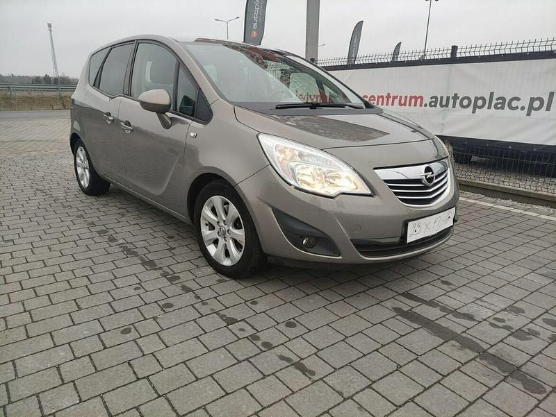 Inny kolor Używany 2012 Opel Meriva Minivan | 19 500 zł (Uczciwa cena) - Obraz 1/4