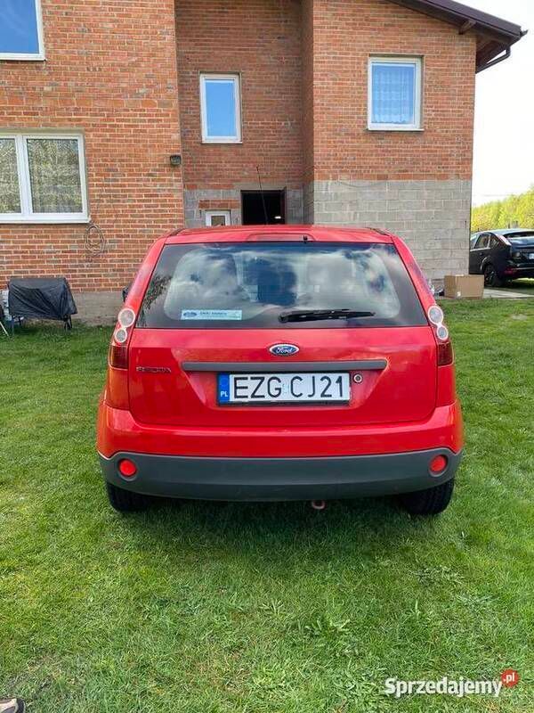 Używany Ford Fiesta 2006 Czerwony Hatchback