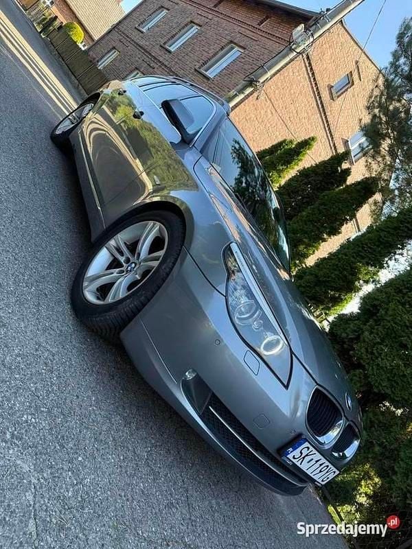 Używany BMW 520 2010 Srebrny Kombi