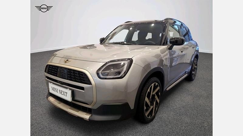 Używany Mini Countryman 156 KM (114 kW) 2025 Melting silver iii metalizowany SUV