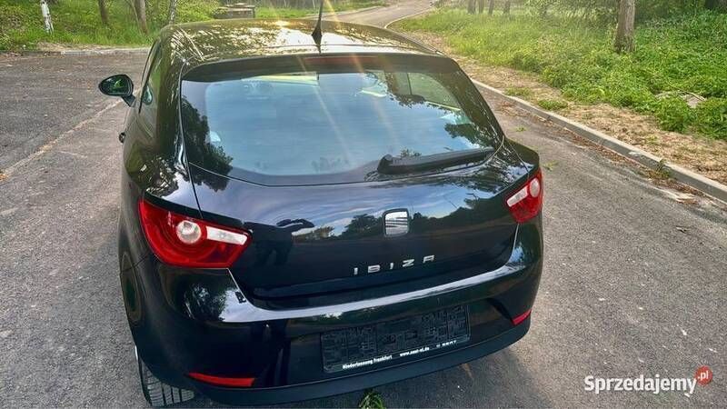Używany Seat Ibiza 2010 Czarny Hatchback