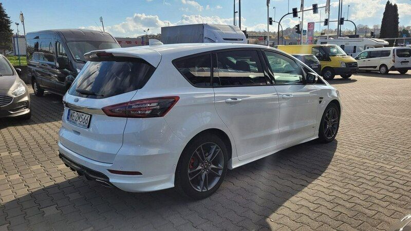 Używany Ford S-MAX S 190 KM (139 kW) 2020 Biały (metalik) Minivan