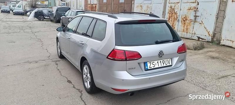 Używany VW Golf VII 2014 Srebrny Kombi