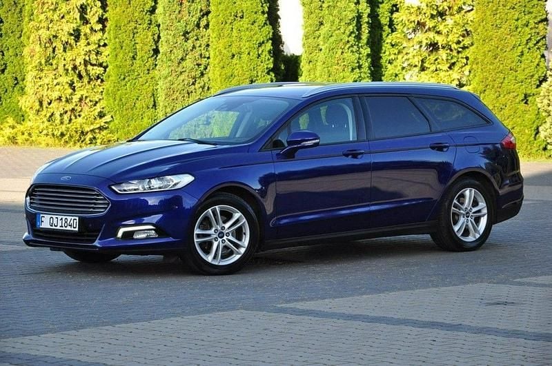 Używany Ford Mondeo 160 KM (117 kW) 2018 Niebieski (metalik) Kombi