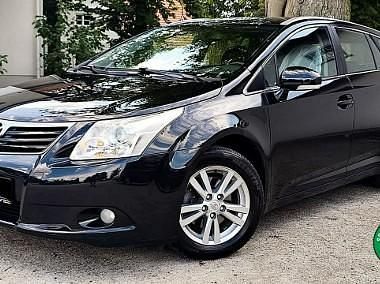 Czarny (metalik) Używany 2010 Toyota Avensis Kombi | 23 900 zł (Uczciwa cena) - Obraz 1/4