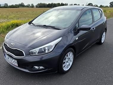 Szary Używany 2012 Kia Ceed Hatchback | 24 800 zł (Uczciwa cena) - Obraz 1/4