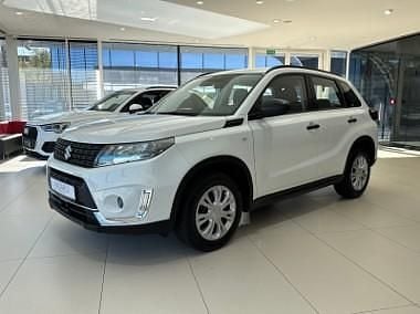 Biały Używany 2021 Suzuki Vitara SUV | 59 890 zł (Dobra cena) - Obraz 1/4
