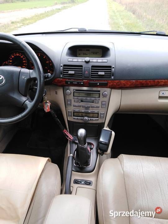 Używany 2004 Toyota Avensis T2 | 9000 zł (Dość drogi) - Obraz 1/4