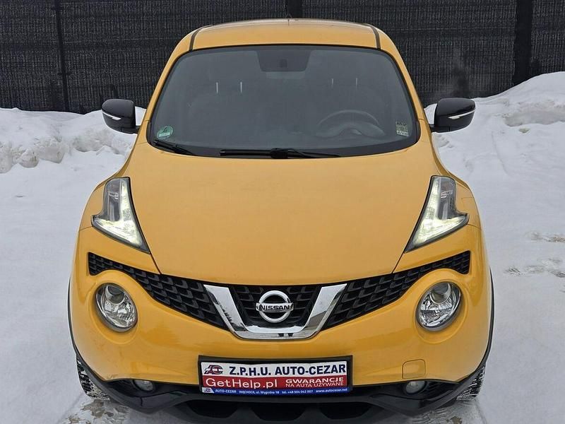 Używany Nissan Juke Acenta 116 KM (85 kW) 2015 Żółtozłoty SUV