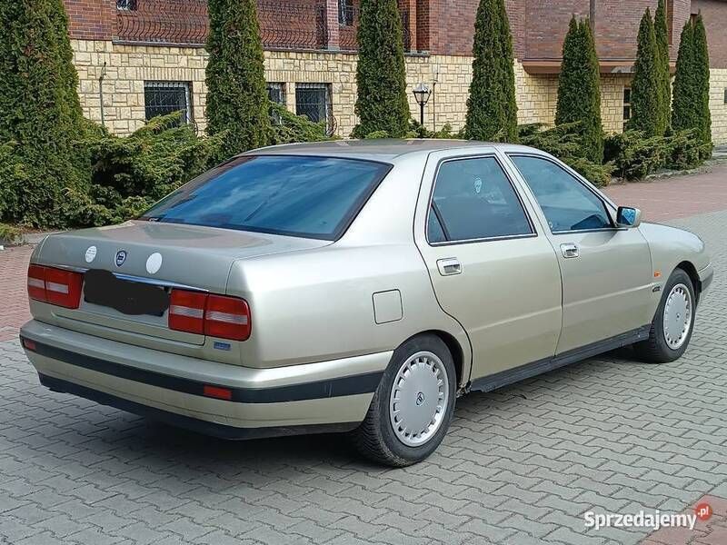 Używany Lancia Kappa 1995 Beżowy Sedan/Limuzyna