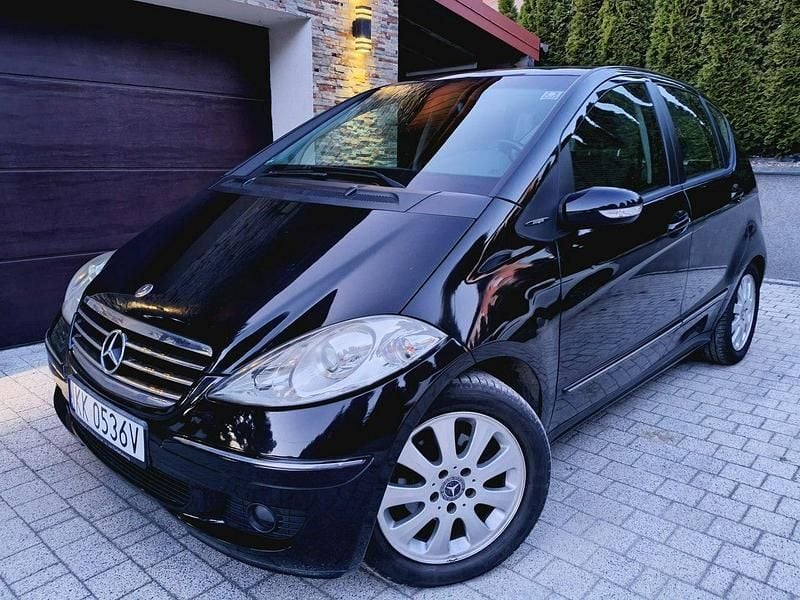 Używany Mercedes A150 95 KM (69 kW) 2007 Czarny (metalik) Hatchback