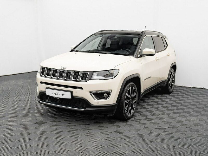 Używany Jeep Compass Limited 150 KM (110 kW) 2020 Beżowy SUV