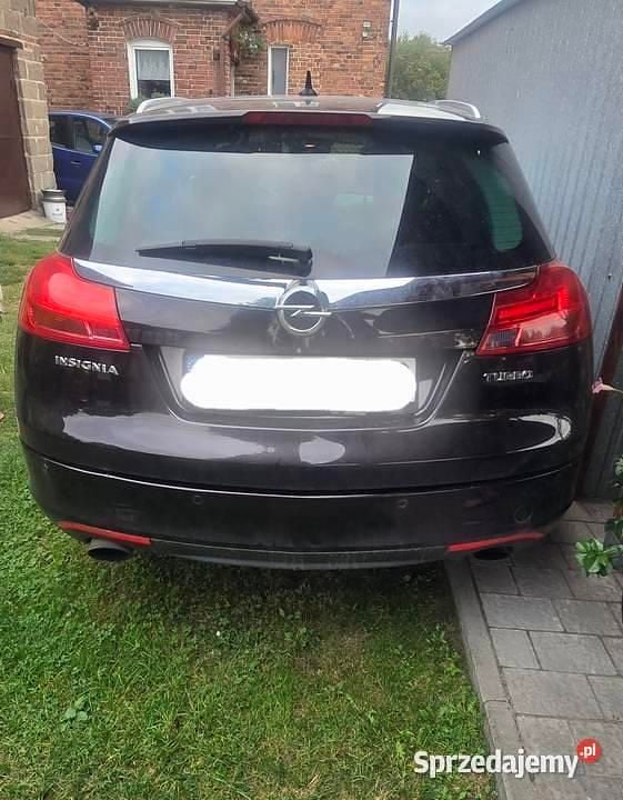 Brązowy Używany 2013 Opel Insignia Kombi | 25 000 zł (Super Cena) - Obraz 1/4