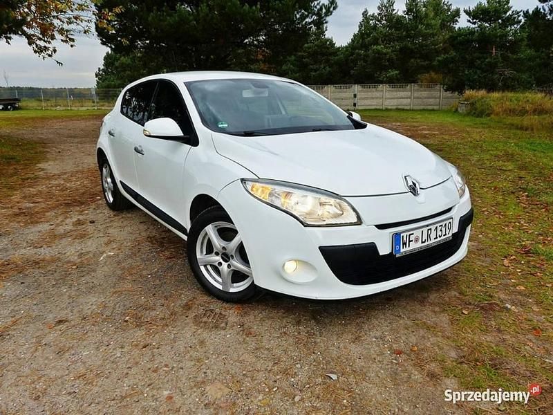 Używany Renault Mégane III 110 KM (80 kW) 2009 Biały Hatchback