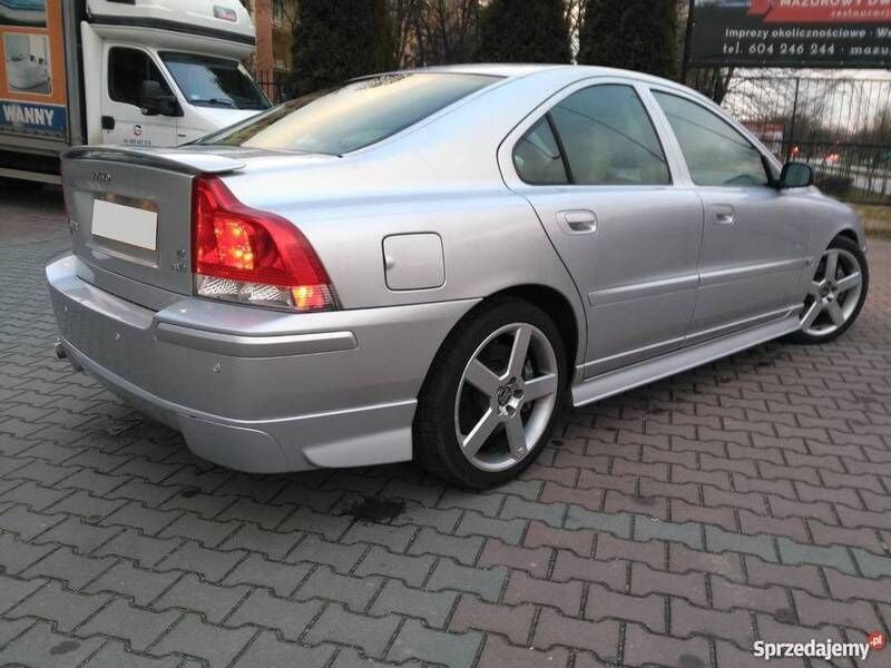 Używany Volvo S60 2005 Srebrny Sedan/Limuzyna