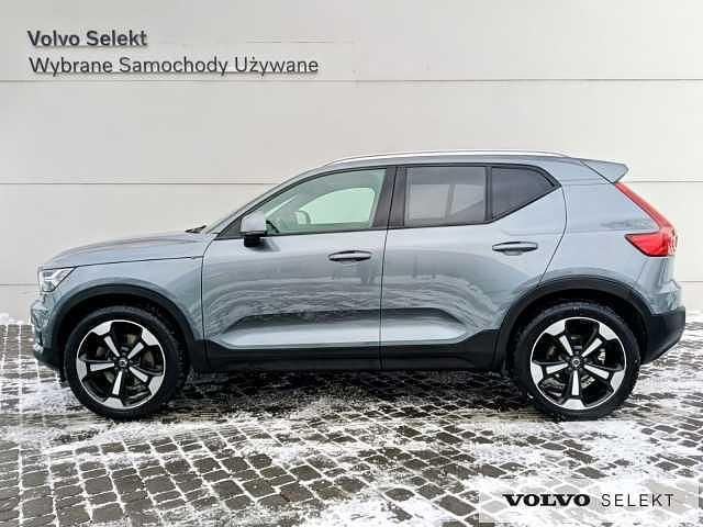 Używany Volvo XC40 190 KM (139 kW) 2018 Szary SUV