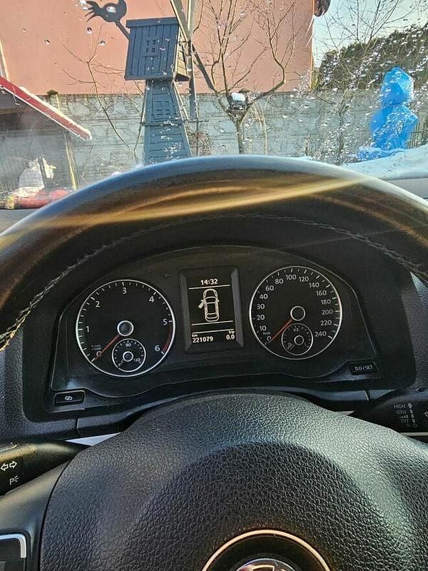 Używany VW Jetta 2010 Czarny Sedan/Limuzyna