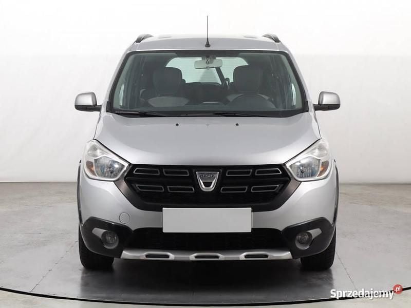 Używany Dacia Lodgy 2017 Srebrny Minivan