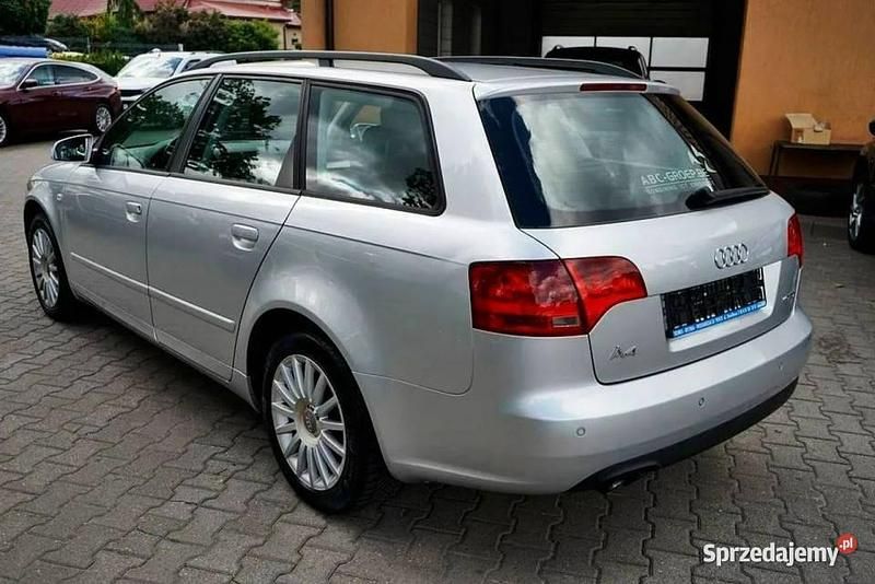 Używany Audi A4 115 KM (84 kW) 2007 Srebrny Kombi